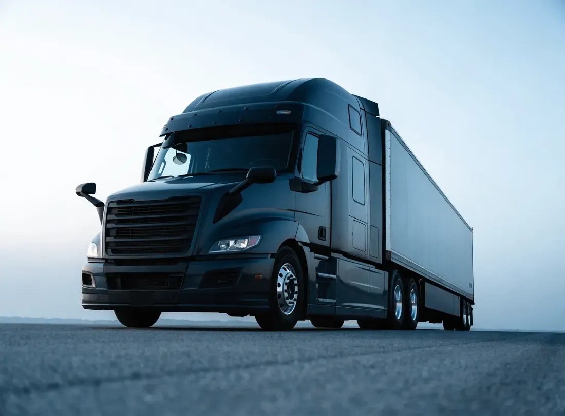 Commercial truck financed by Blue Capital